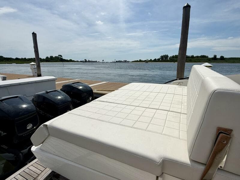 2023 Astondoa 377 Coupe Outboard - Photo 15