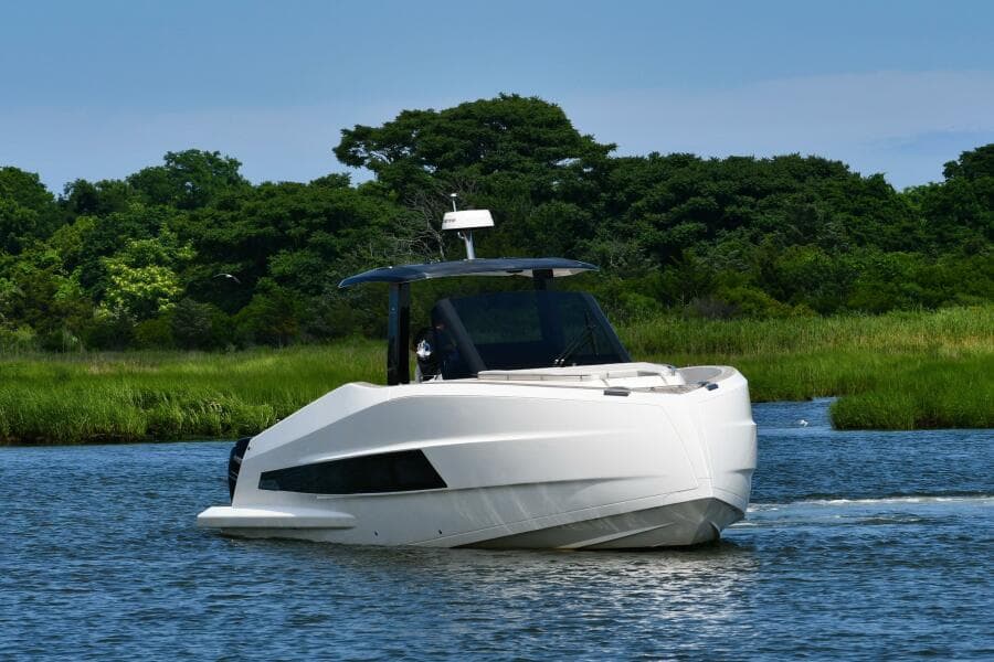2023 Astondoa 377 Coupe Outboard - Photo 9