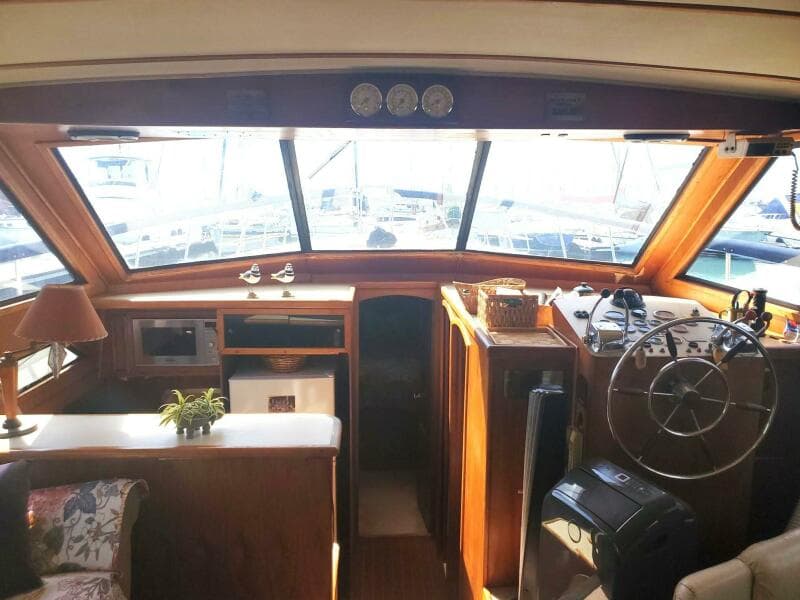 1985 Californian 5239 Cockpit Motor Yacht