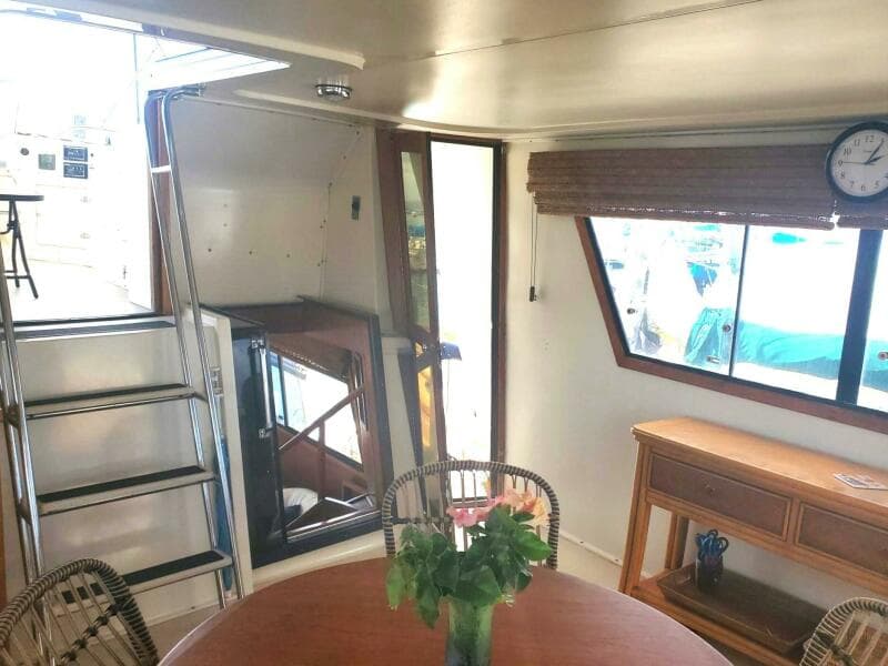 1985 Californian 5239 Cockpit Motor Yacht