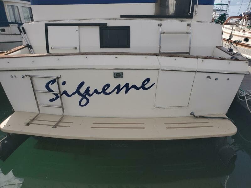 1985 Californian 5239 Cockpit Motor Yacht