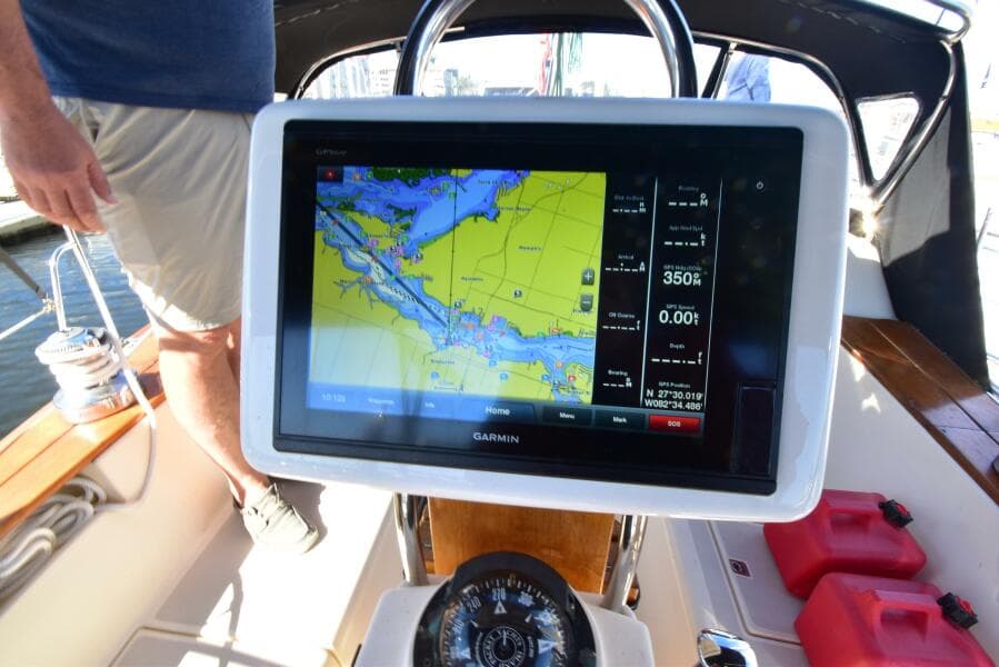 1999 Island Packet 380