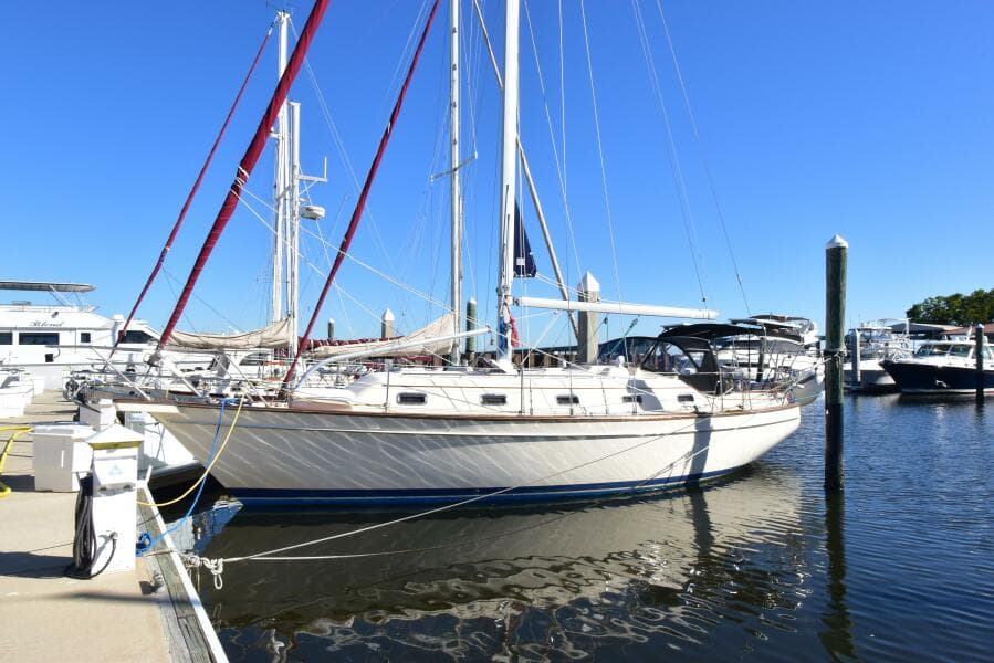 1999 Island Packet 380