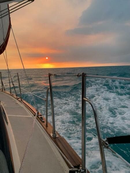 1999 Island Packet 380