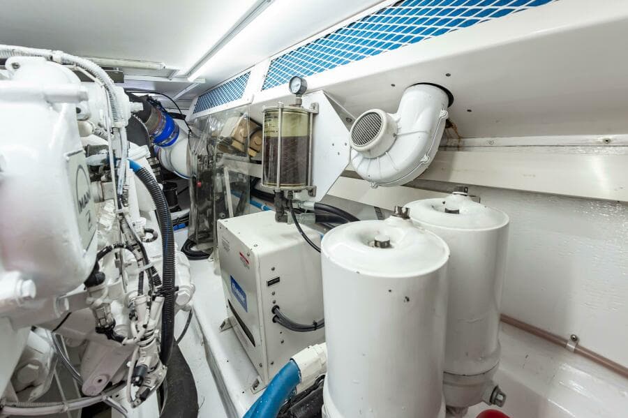 2001 Viking 50 Convertible