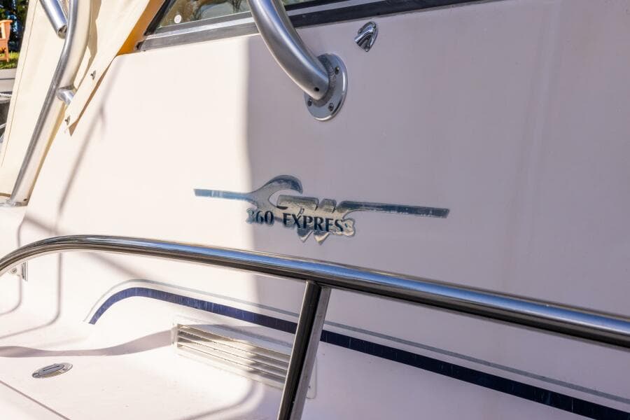 2007 Grady-White Express 360