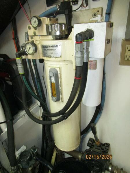 57' DeFever stabilizer system