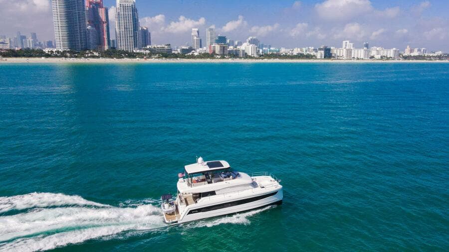 2022 Fountaine Pajot MY6