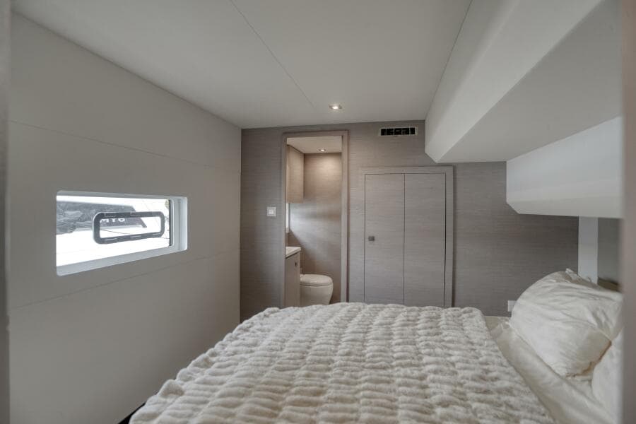 2022 Fountaine Pajot MY6