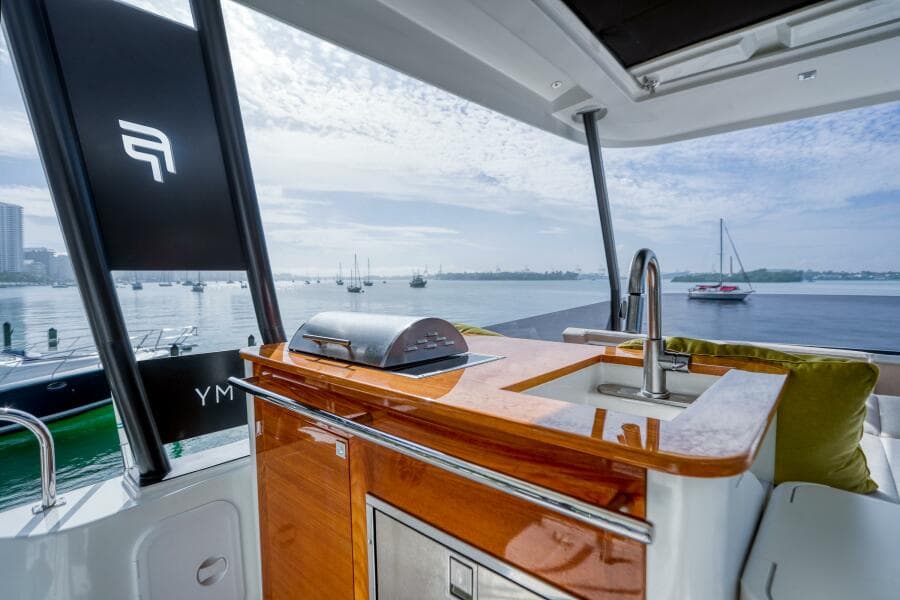 2022 Fountaine Pajot MY6