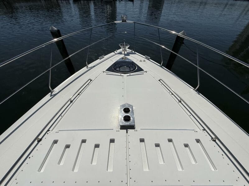 2014 Cruisers Yachts 45 Cantius