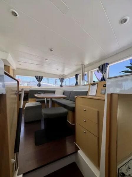 2012 Lagoon 40