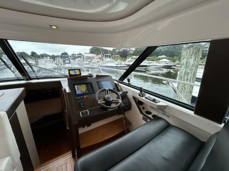 2015 Tiara Yachts C44 Coupe