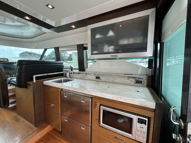 2015 Tiara Yachts C44 Coupe