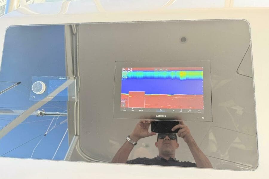 2004 Viking 56 Convertible