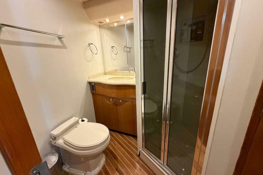 2004 Viking 56 Convertible