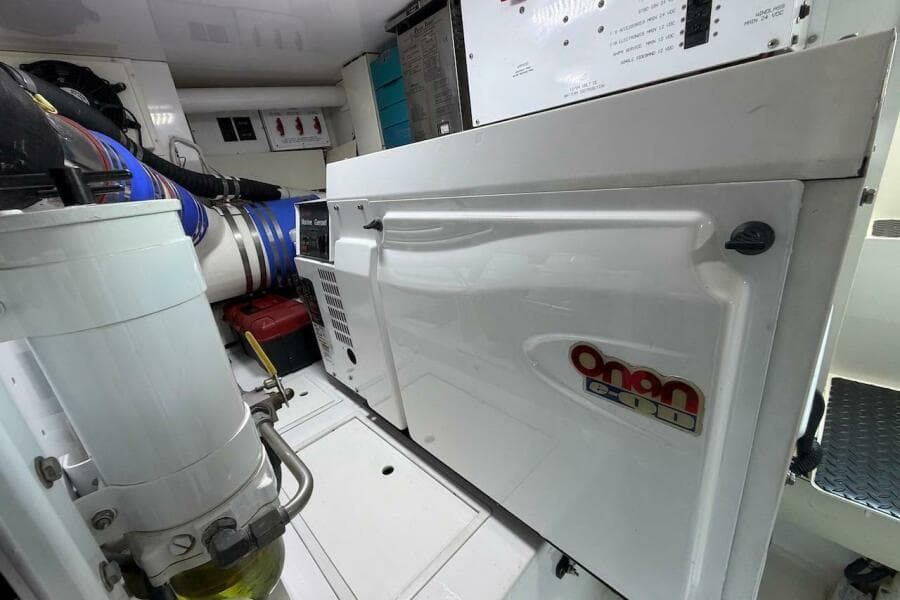 2004 Viking 56 Convertible