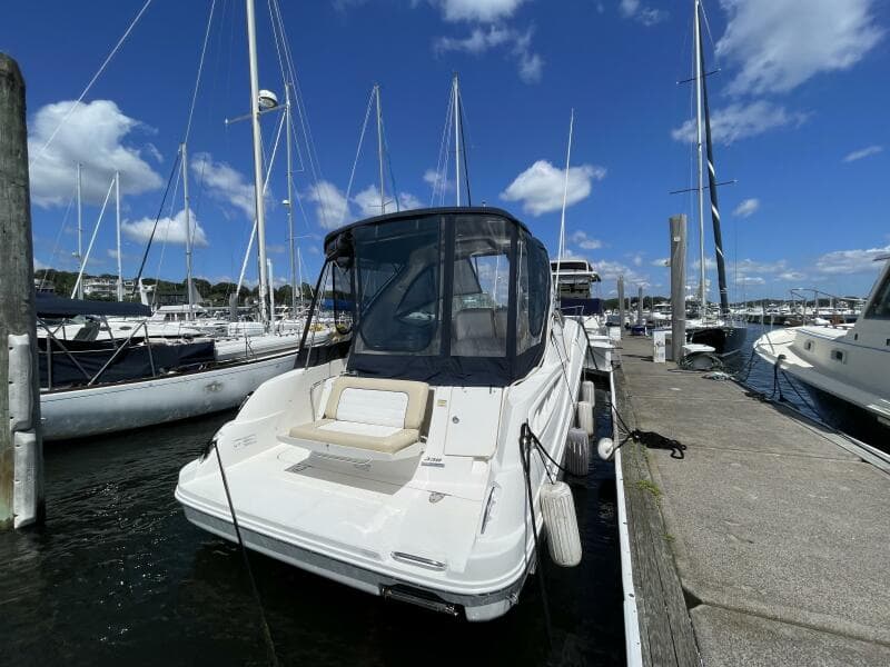 2010 Sea Ray 330 Sundancer