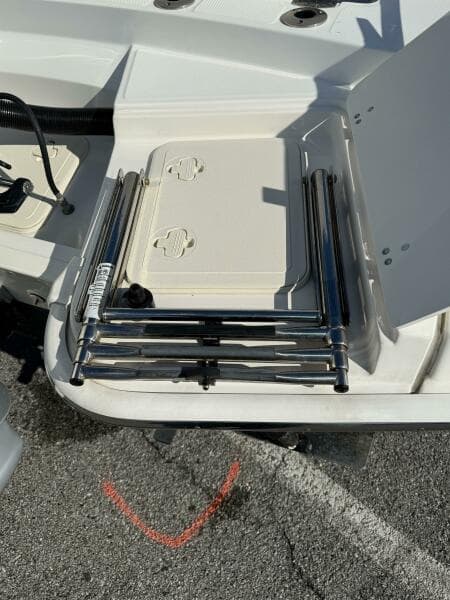 2020 Boston Whaler 210 Dauntless