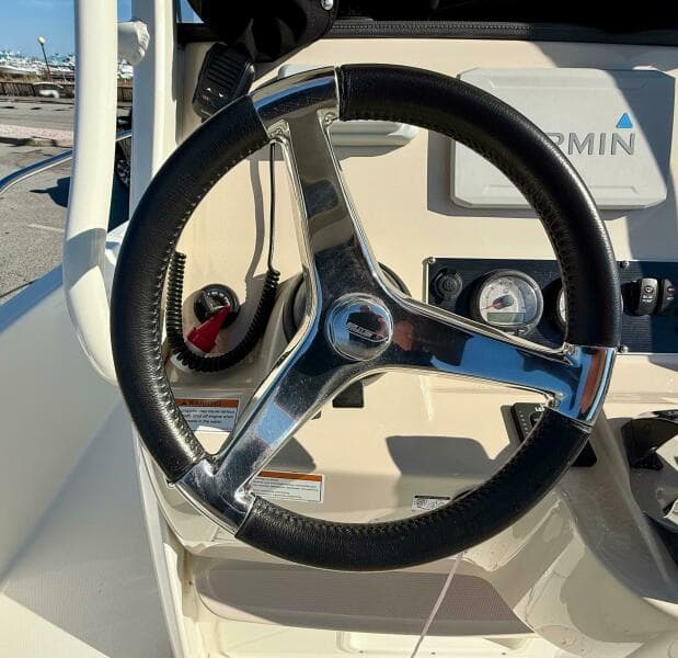 2020 Boston Whaler 210 Dauntless