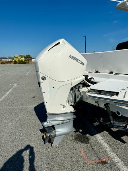 2020 Boston Whaler 210 Dauntless