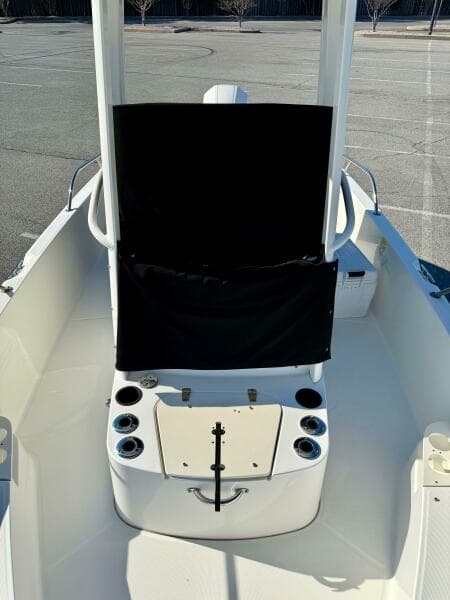 2020 Boston Whaler 210 Dauntless