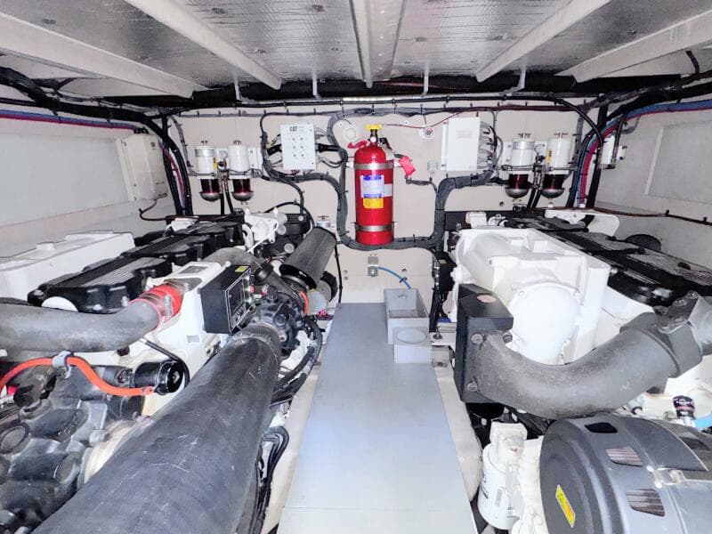 2018 Sea Ray L650 Fly