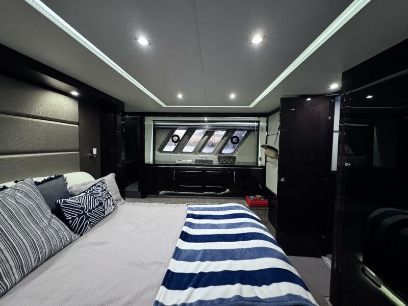 2018 Sea Ray L650 Fly