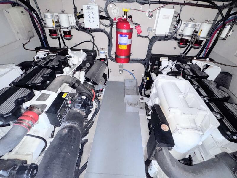 2018 Sea Ray L650 Fly