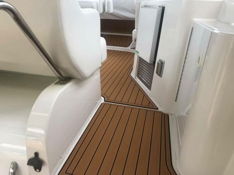 2002 Carver 444 Cockpit Motor Yacht