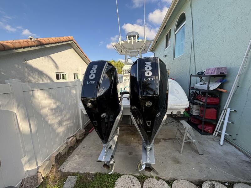 2012 Yellowfin 29
