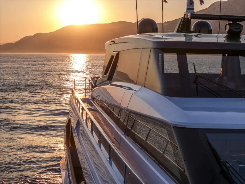 2022 Ferretti Yachts Skydeck