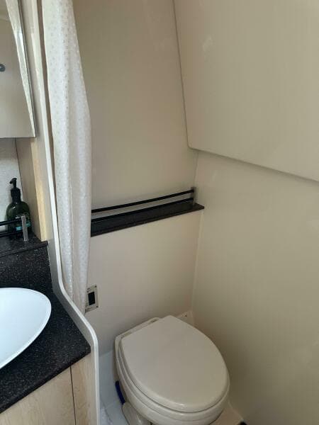 2013 Sea Ray 370 Venture