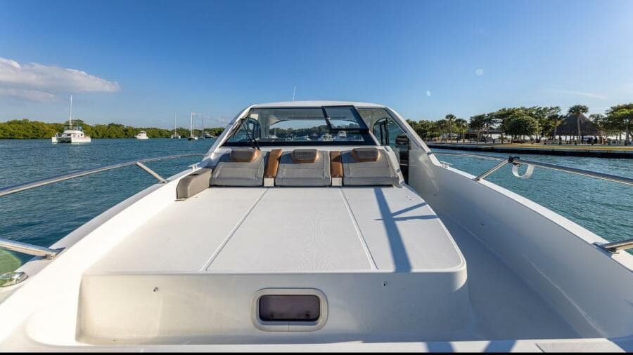 2021 Beneteau Gran Turismo 32
