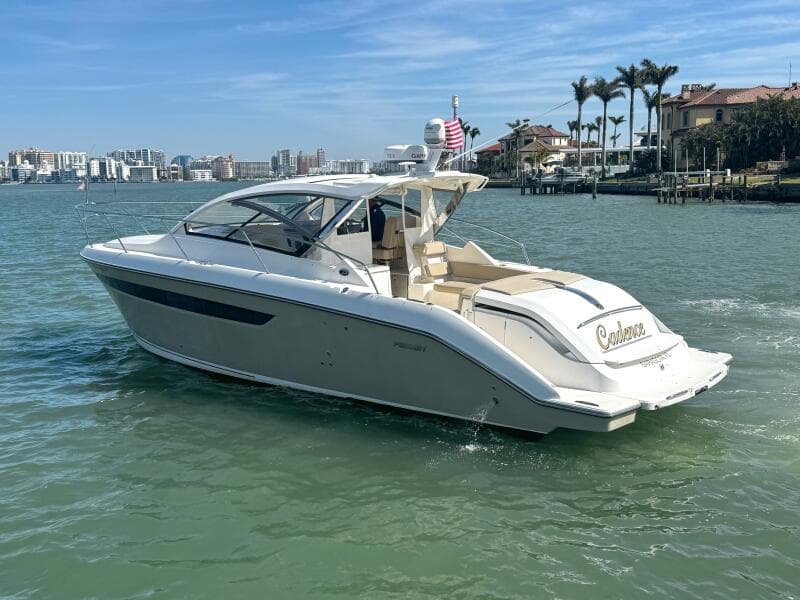 2015 Pursuit 365i Sport Coupe