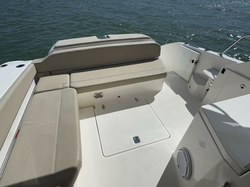 2015 Pursuit 365i Sport Coupe