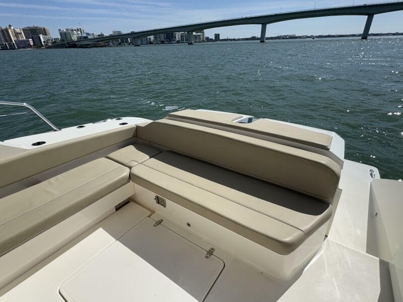 2015 Pursuit 365i Sport Coupe