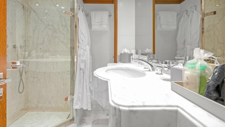 2003 Royal Denship Motor Yacht