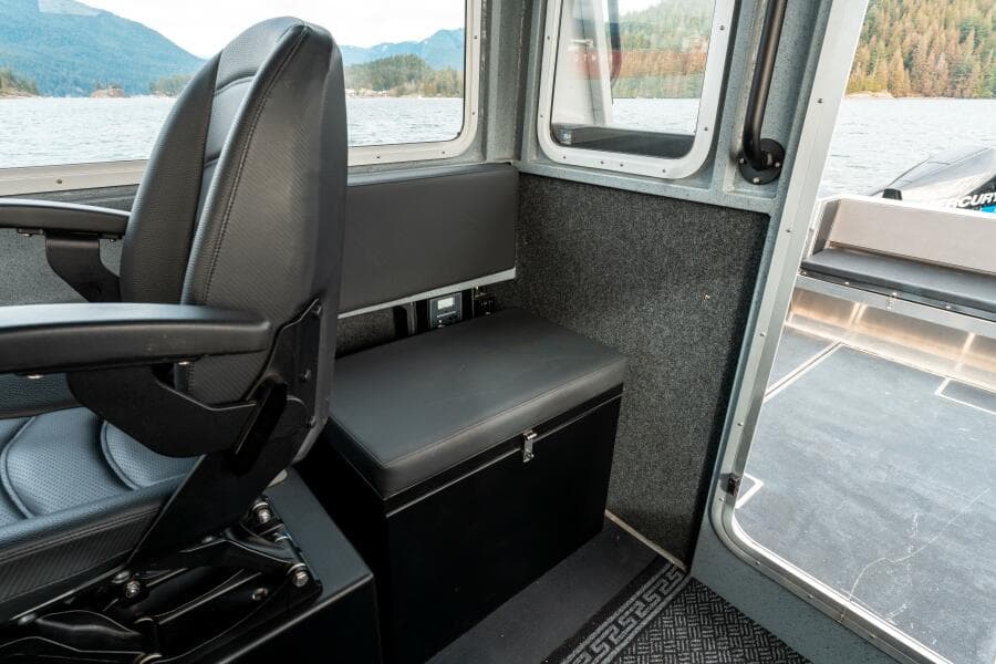 2023 Liquid Metal Maquinna Crew