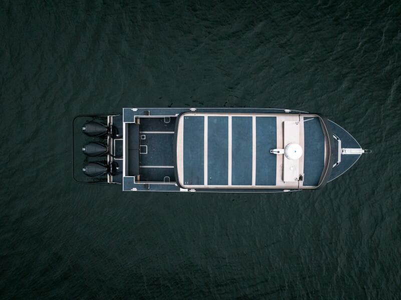 2023 Liquid Metal Maquinna Crew