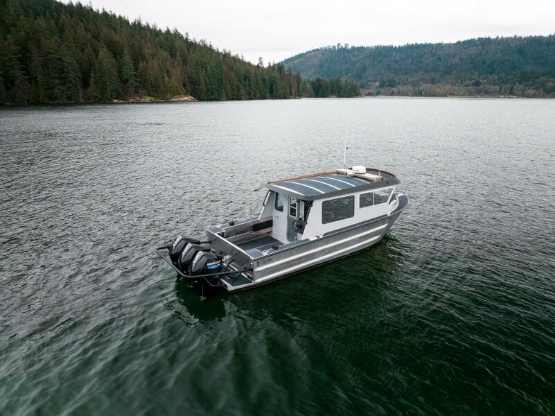 2023 Liquid Metal Maquinna Crew