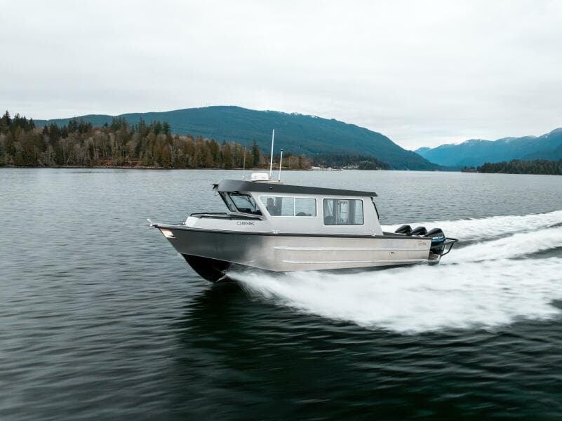 2023 Liquid Metal Maquinna Crew