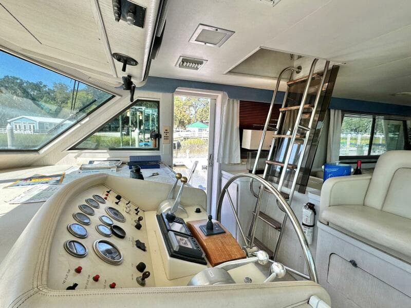 1987 Hatteras 54 MotorYacht