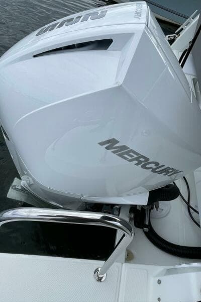 2023 Beneteau Antares 8