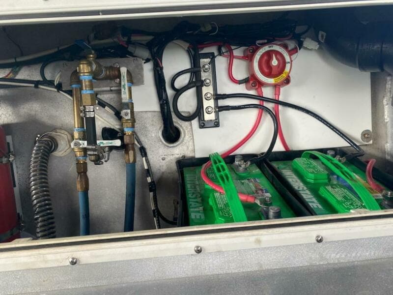 2001 Zodiac Milpro 920