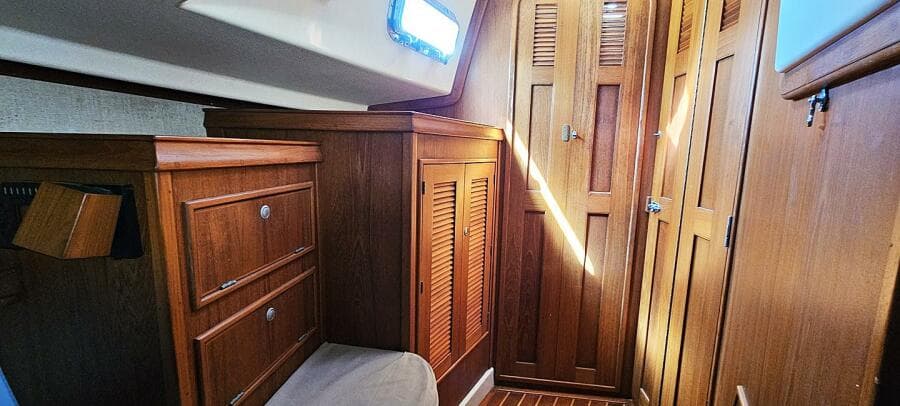 1997 Island Packet 40