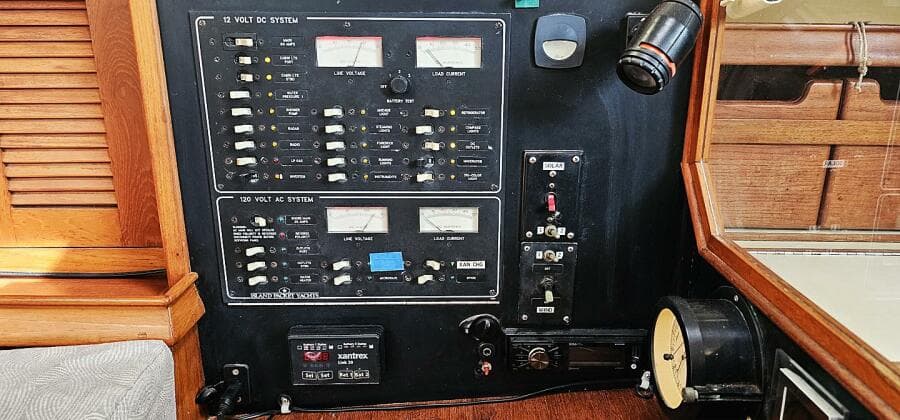 1997 Island Packet 40