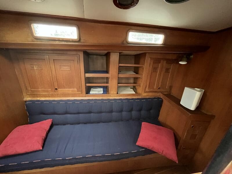 1983 Cheoy Lee Pedrick 41