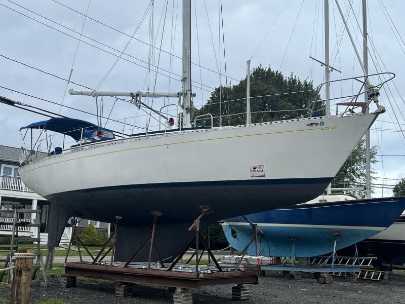 1983 Cheoy Lee Pedrick 41