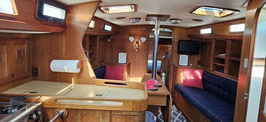 1983 Cheoy Lee Pedrick 41